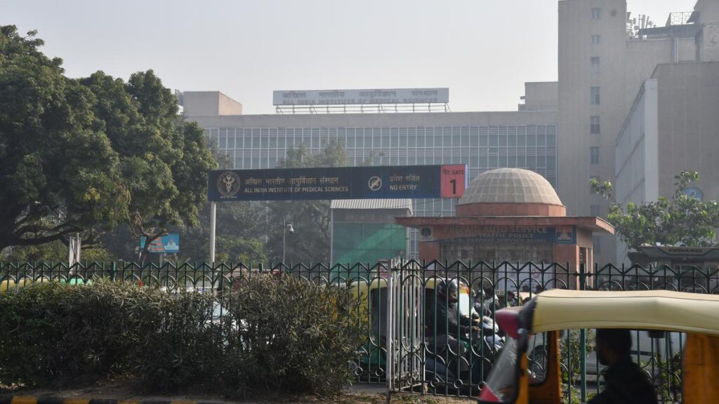 AIIMS-Delhi Smart Card to cover all payments; no cash from April