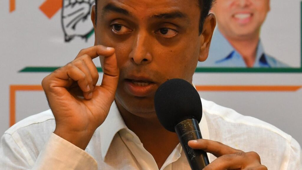 Former Union Minister Milind Deora resigns from Congress, says ‘ending my family’s 55-year relationship’