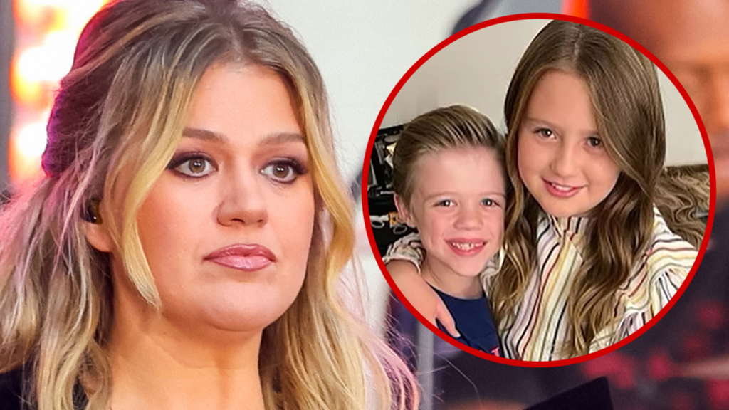 Kelly Clarkson Says Kids Can't Use Social Media While Living With Her