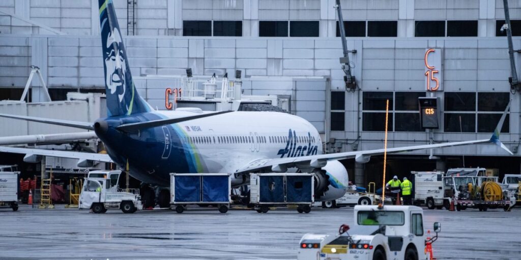 Public asked to help find Alaska Air 737 Max blowout section