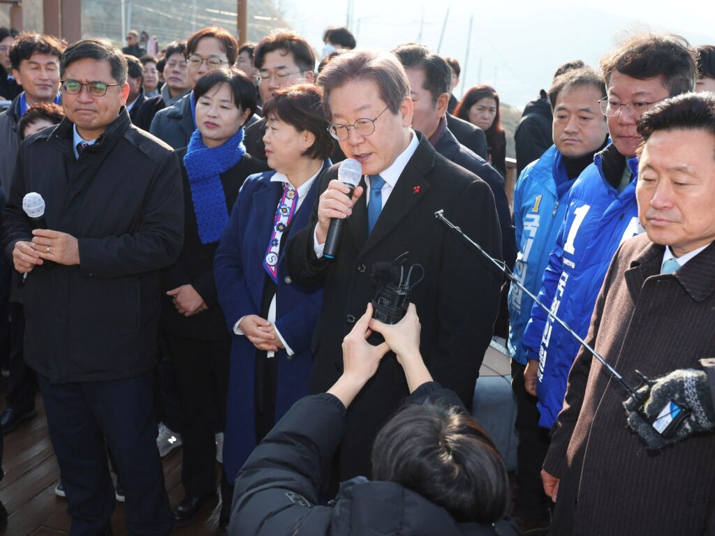 South Korean opposition leader stabbed in neck, rushed to hospital | Politics News