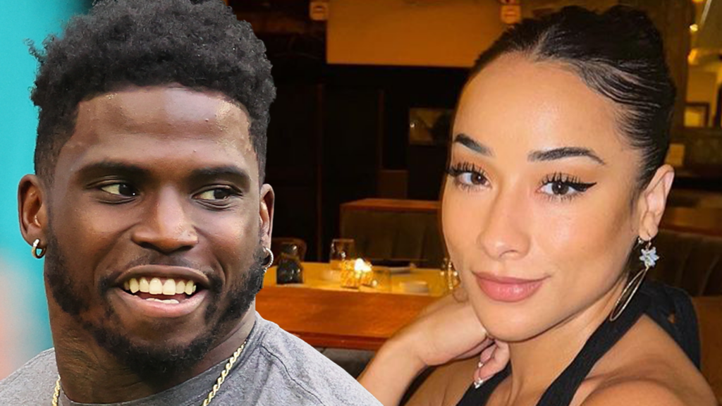 Tyreek Hill Says He's Still Married Despite Divorce Filing