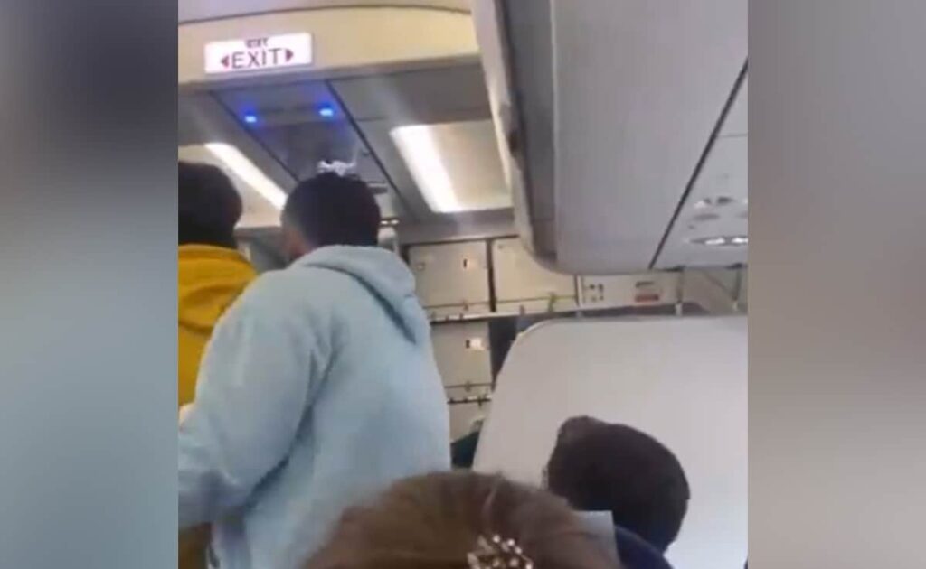 IndiGo Captain Slapped By Angry Passenger: What Happened On Flight 6E2175?