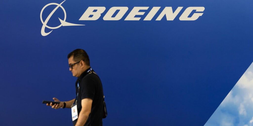 Boeing safety 'disconnect' detailed in report to FAA