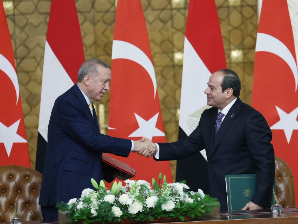 Erdogan, el-Sisi urge Israel to halt looming offensive on Rafah | Israel War on Gaza News