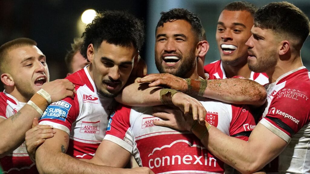 Hull KR 22-12 Leeds Rhinos: Robins flying high after downing visitors in Super League Round 2 opener | Rugby League News