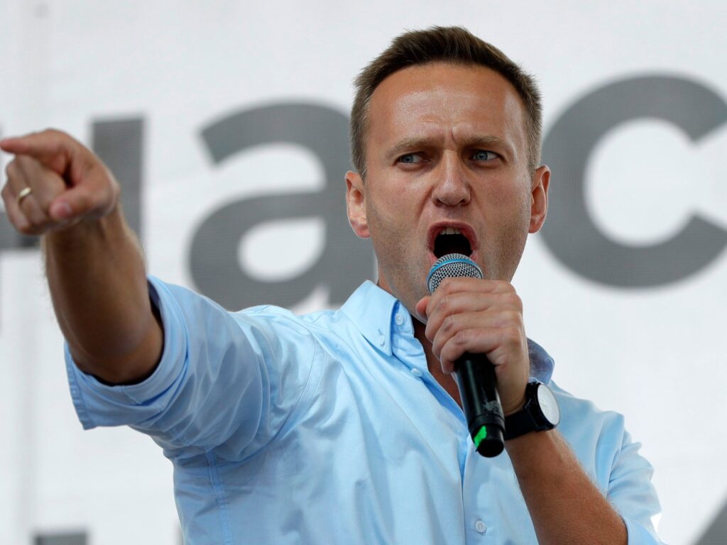 Navalny’s body handed over by Russian authorities to his mother | Human Rights News