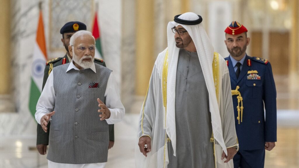 UAE President Sheikh Mohamed bin Zayed Al Nahyan (R) welcoming Prime Minister Narendra Modi during an official reception in Abu Dhabi. (AFP photo)