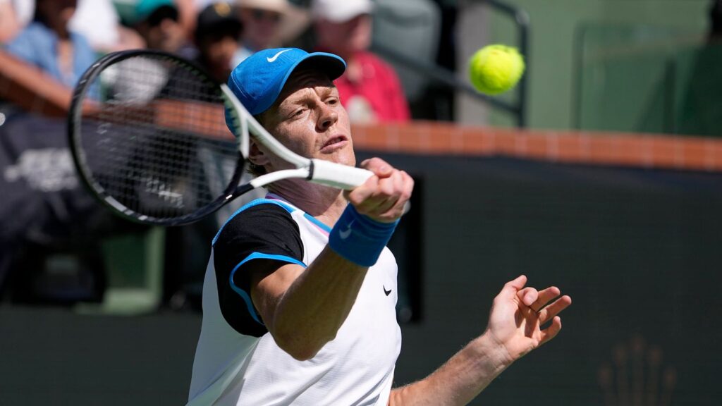 BNP Paribas Open: Jannik Sinner extends unbeaten run as defending champion Carlos Alcaraz wins Indian Wells opener | Tennis News