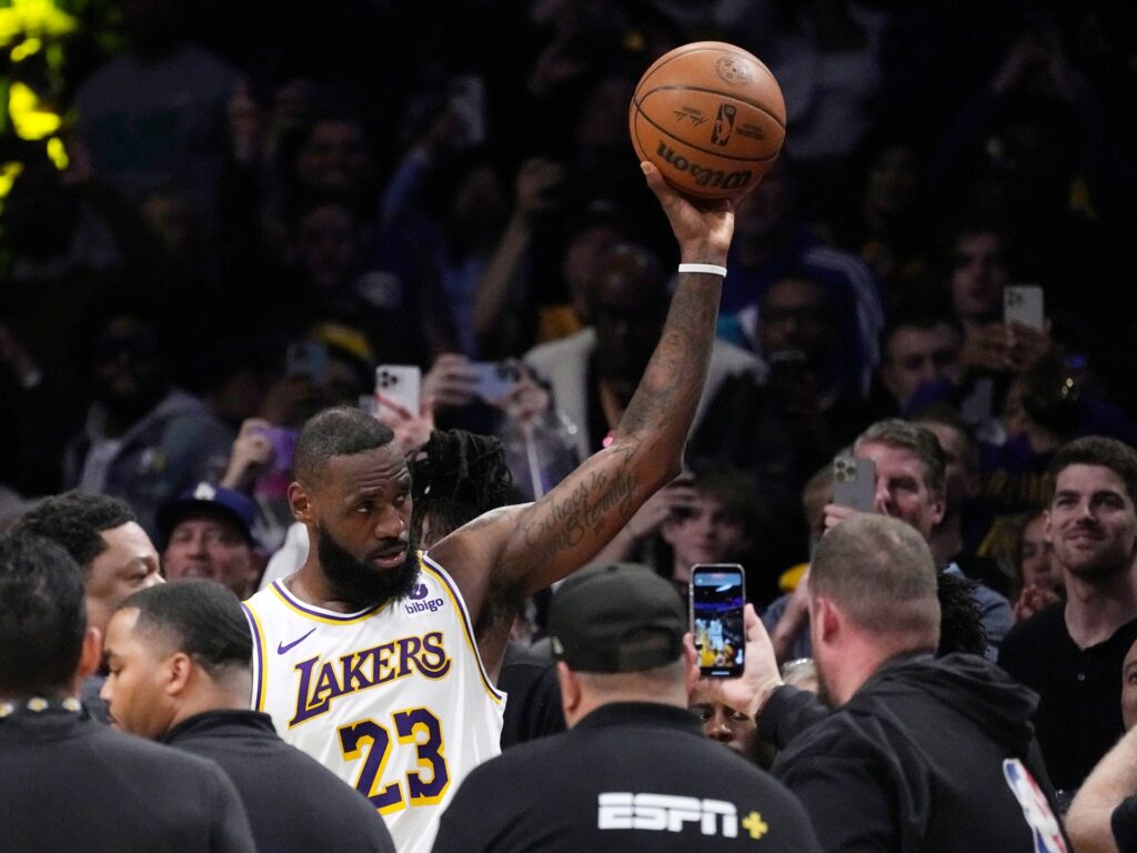 LeBron James becomes first NBA player to reach 40,000 points | Basketball News