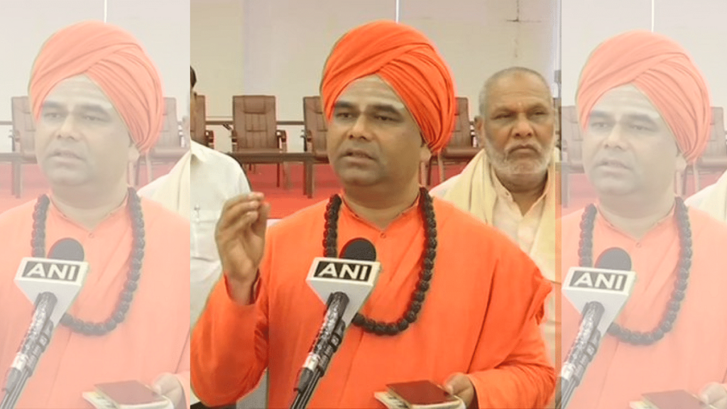 In Karnataka, a 'khadi vs khavi' battle as head of Lingayat mutt takes on BJP's Pralhad Joshi