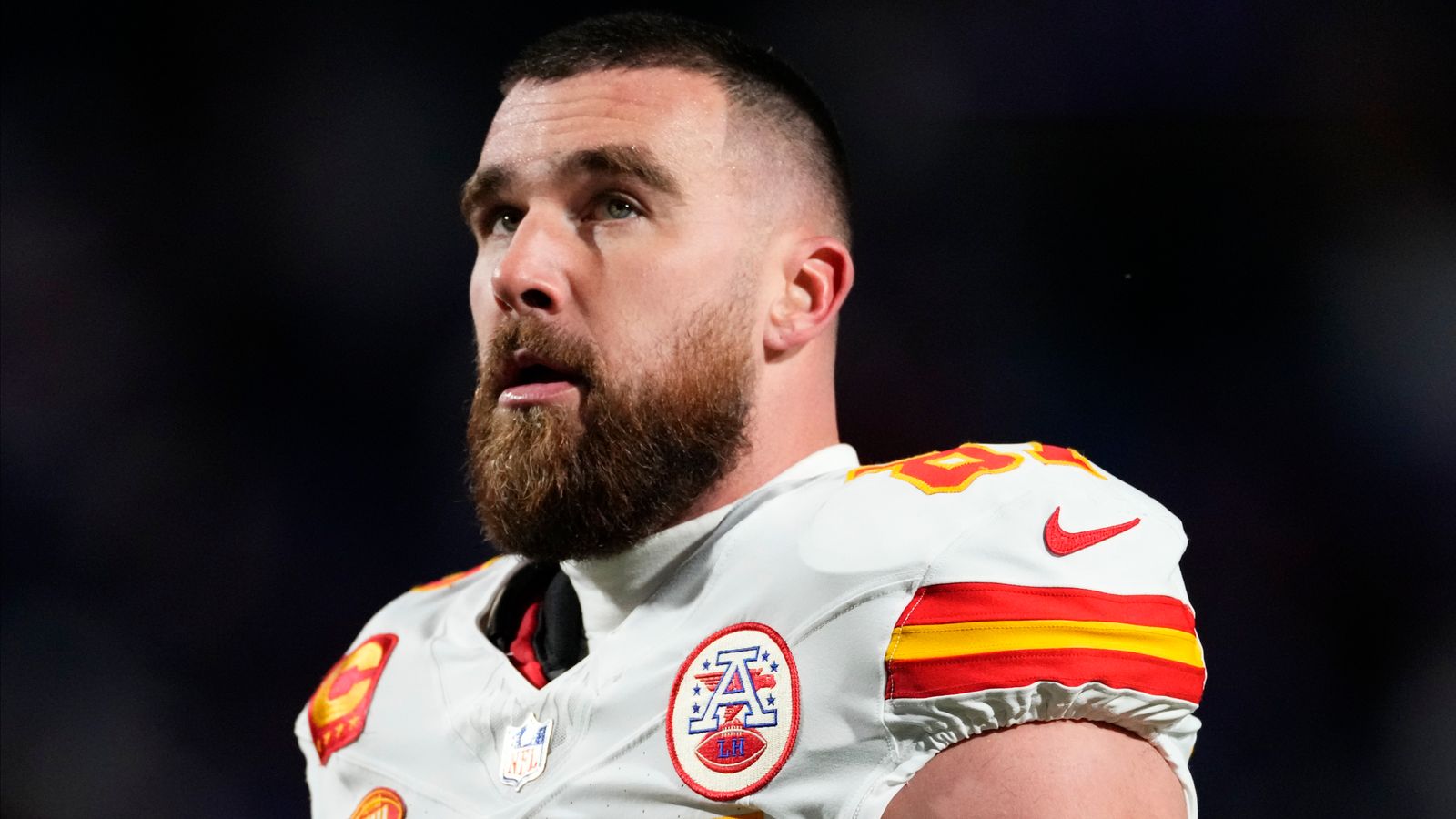 Travis Kelce: Kansas Metropolis Chiefs tight finish agrees two-year ...